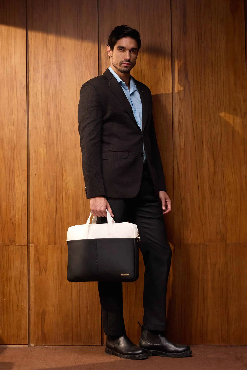 Bagabu Professional Laptop Tote Bag for Men & Women (Black)