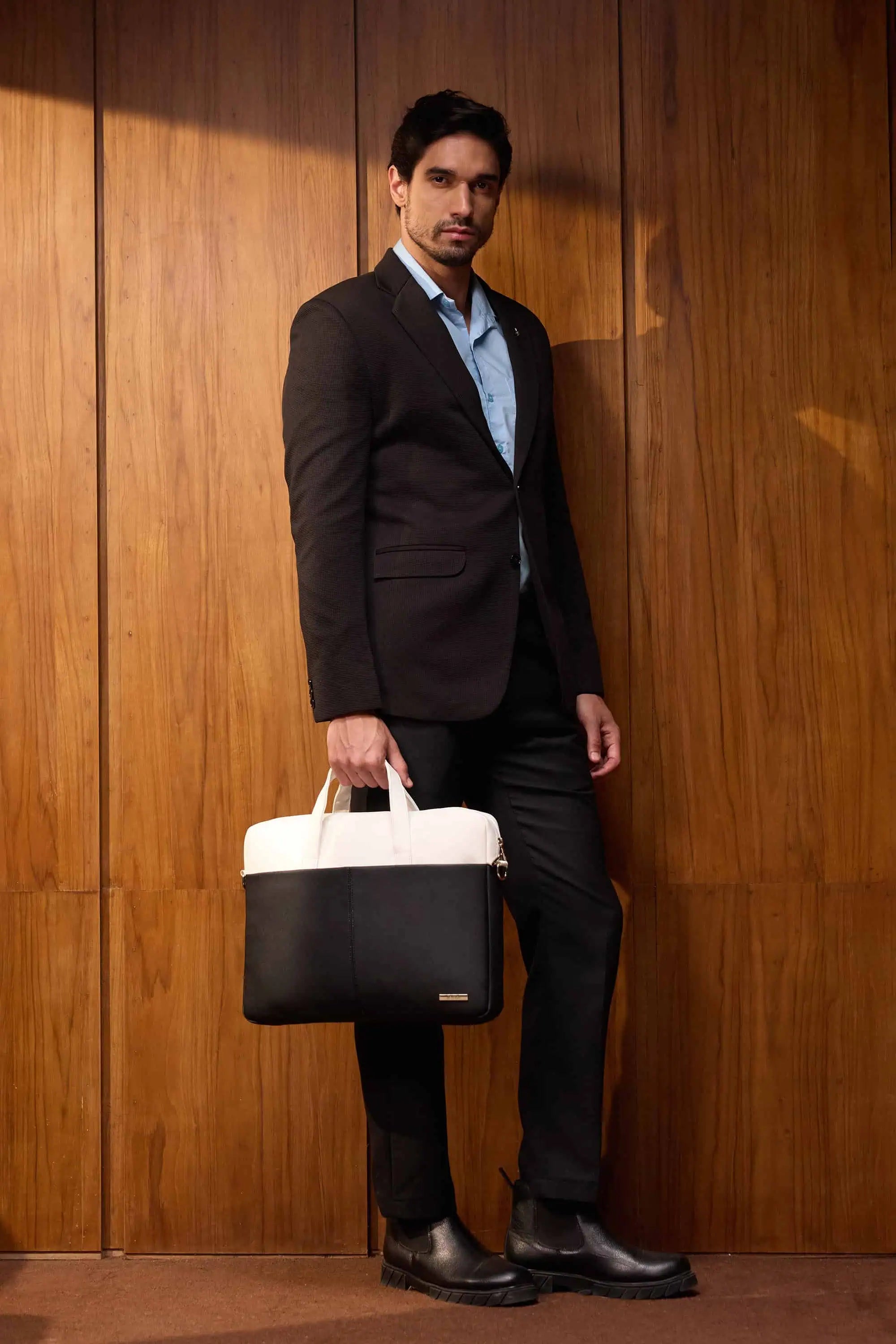 Bagabu Professional Laptop Tote Bag for Men & Women (Black)