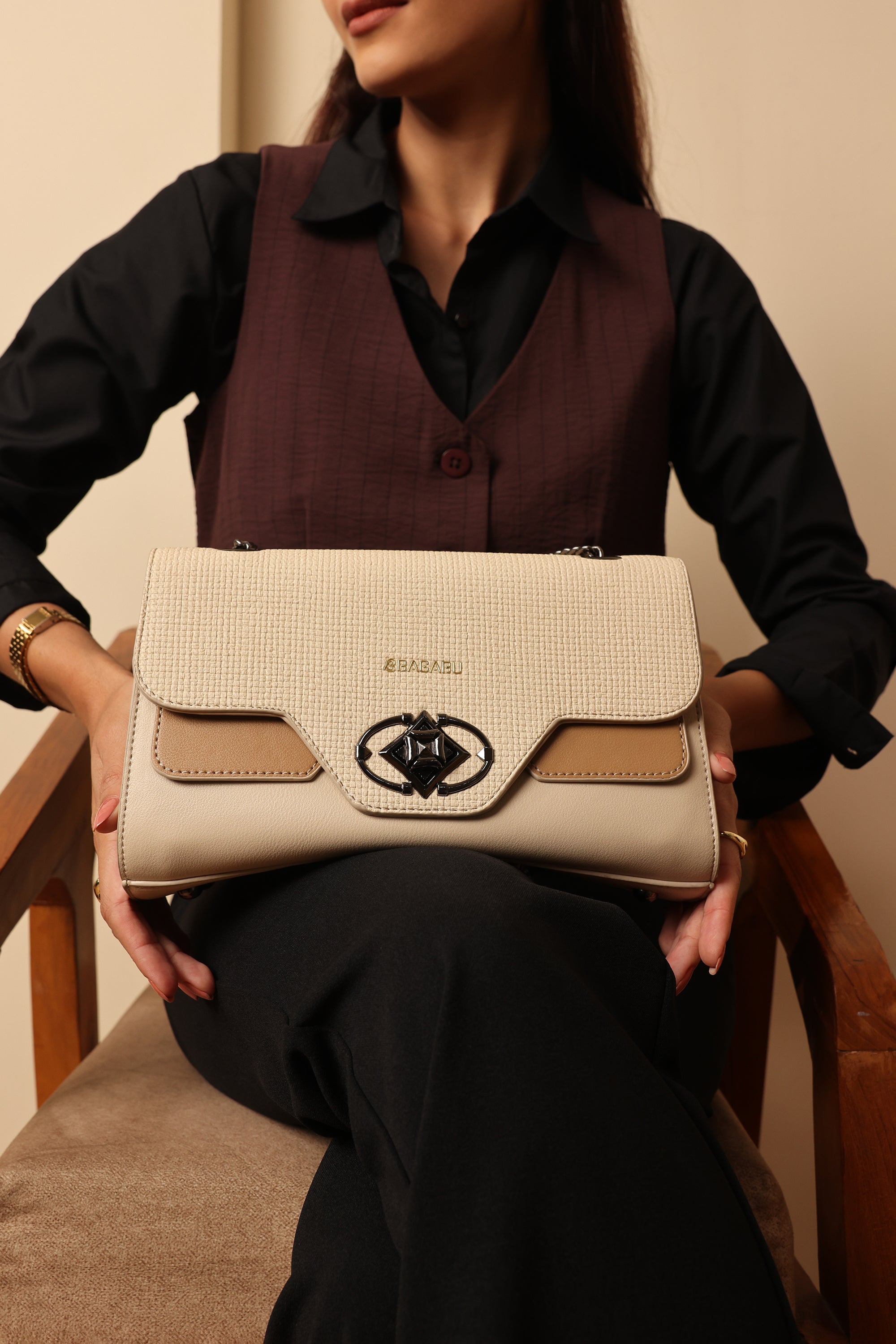 Weave Textured Vegan Leather Premium Handbag (beige)