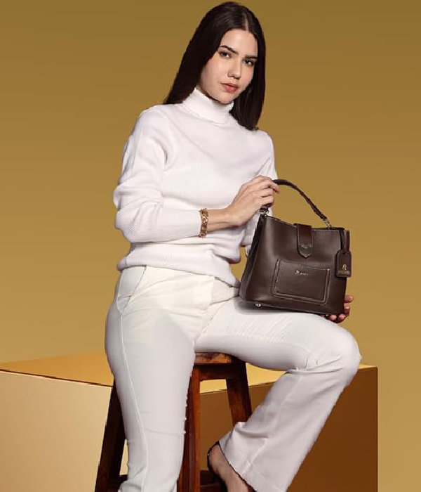The Heart Locked Dual-Strap Handbag (Brown)